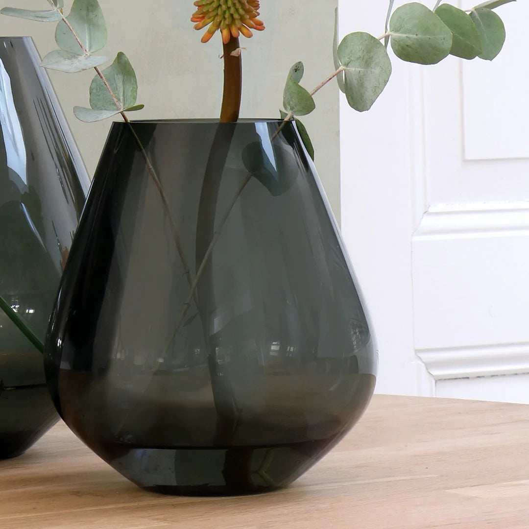 Vase the World | Tasman S grey 13,5 x 15 cm